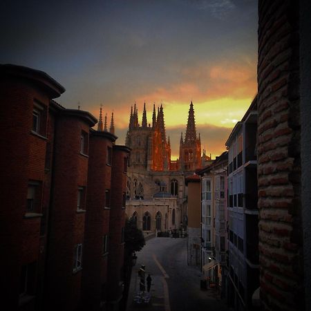 Atuaire Home Vivienda En Perfecta Ubicacion Al Lado De La Catedral De Burgo Dış mekan fotoğraf